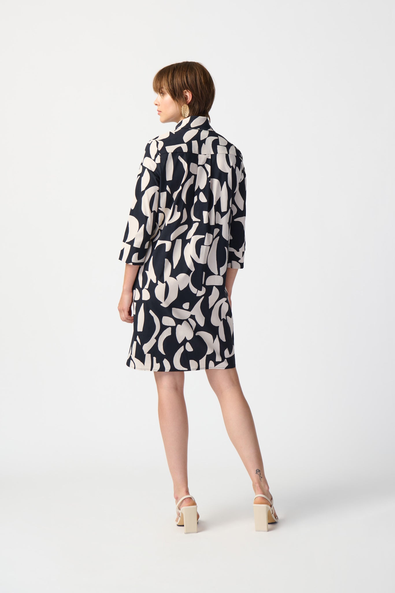 Joseph Ribkoff Abstract Print Stretch Poplin Trapeze Dress 241000 – Nunie